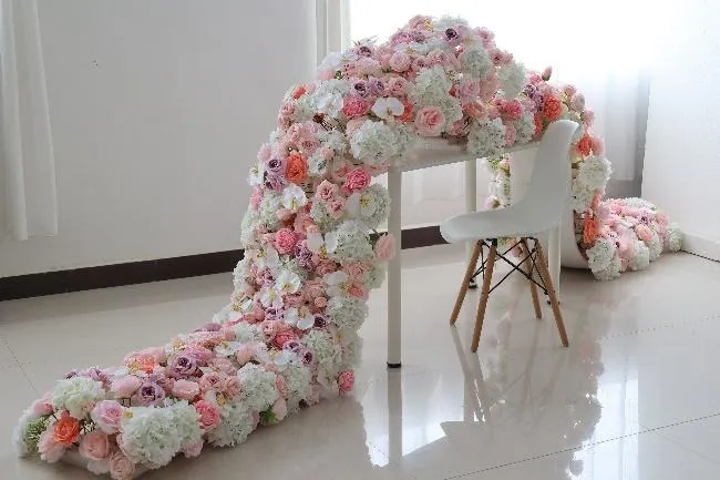 Table Strip